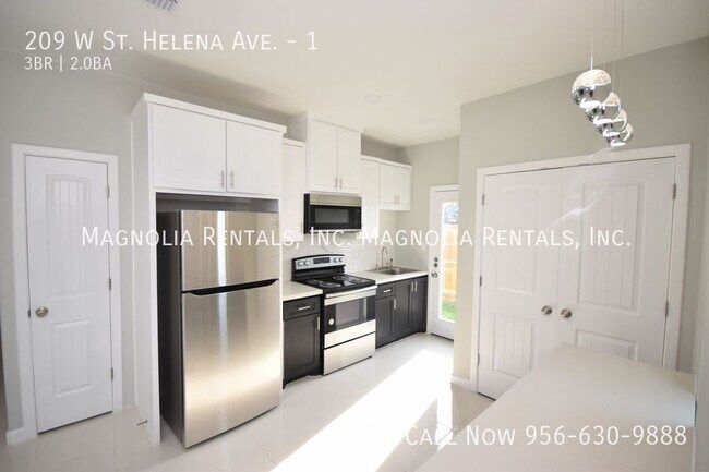 Building Photo - 209 W St Helena Ave