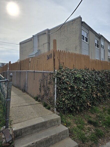 Building Photo - 3418 Ashfield Ln