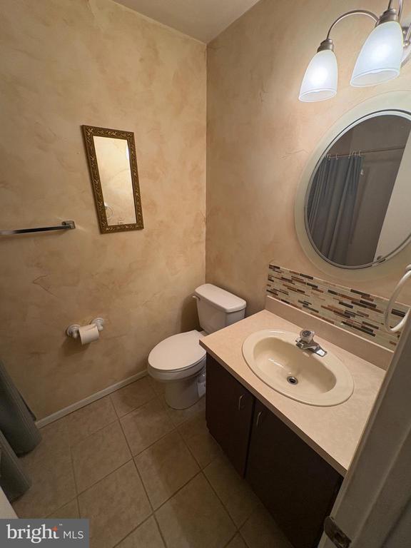 Building Photo - 1531 Tarleton Pl