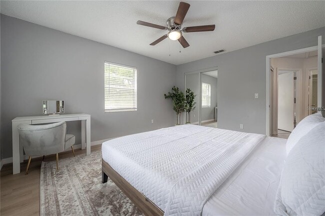 Building Photo - 6908 S MacDill Ave