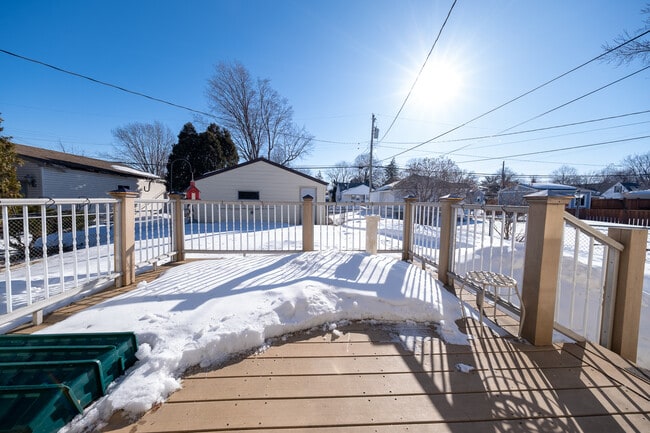 Building Photo - 6045 3rd Ave S