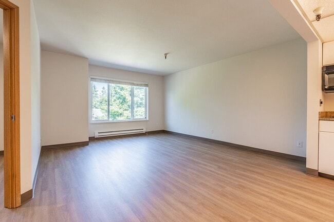 Interior Photo - Crossroads Garden Apartments