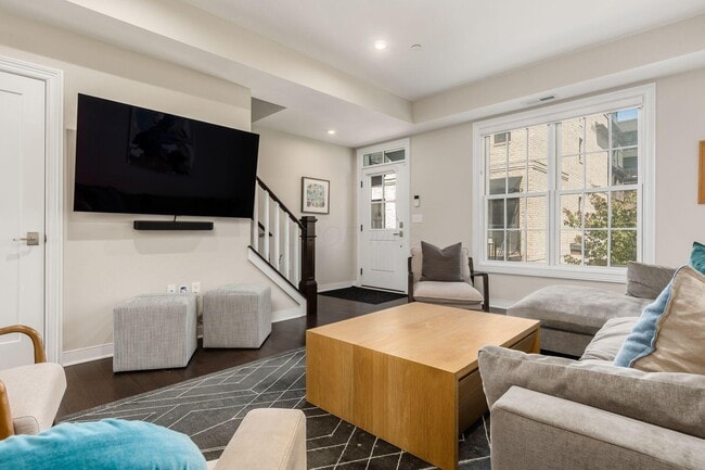 Building Photo - 90 Normandy Ave