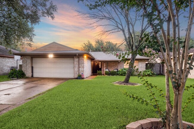 Building Photo - 5618 Village Way Dr.