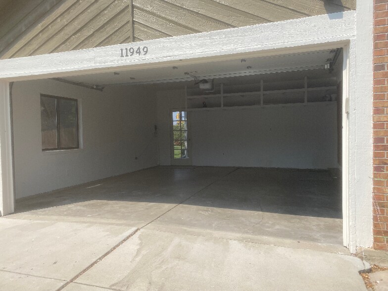 Building Photo - 11949 Wyandot Cir