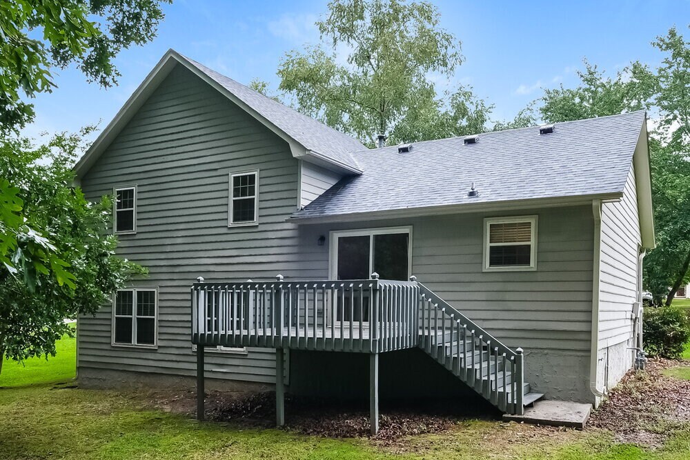 Building Photo - 233 Northbridge Dr