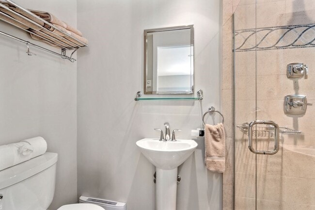 Building Photo - 48 Appleton St