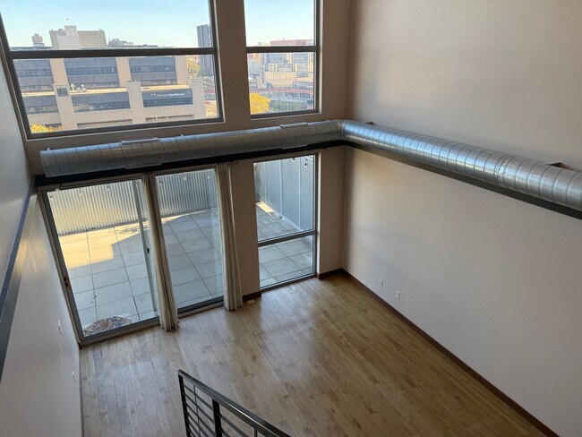 Building Photo - Rarely Available 3 Bedroom 2 Bathroom Penthouse At The Sexton Lofts!