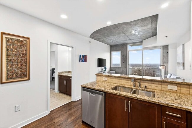 Building Photo - 855 Peachtree St NE
