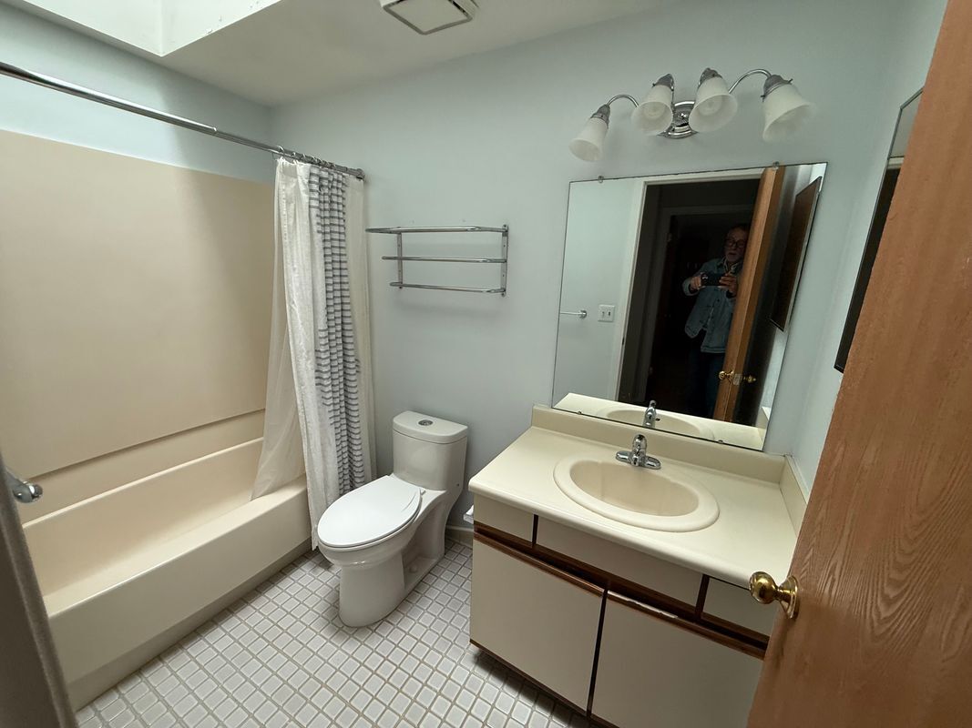 Building Photo - 43449 Arbor Way W