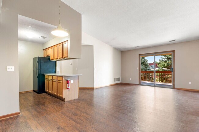 Building Photo - 2536 Eagles Cir