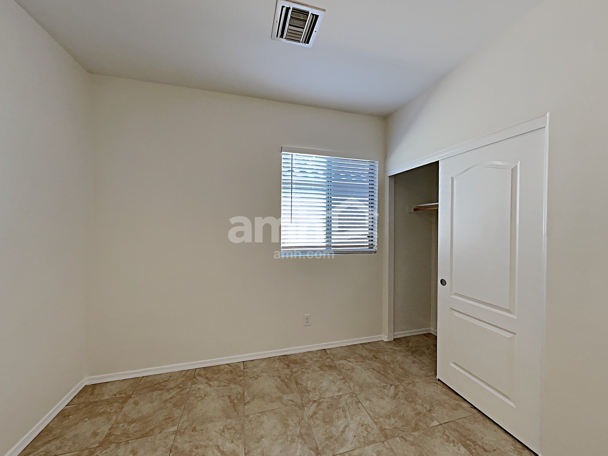 Building Photo - 895 E Autumn Harvest Pl