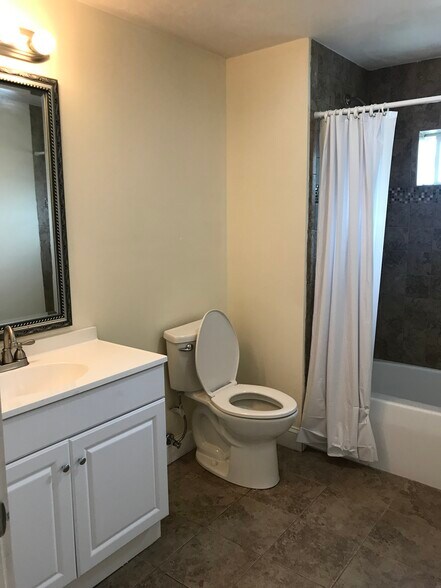 Building Photo - 116-118 Martin Street