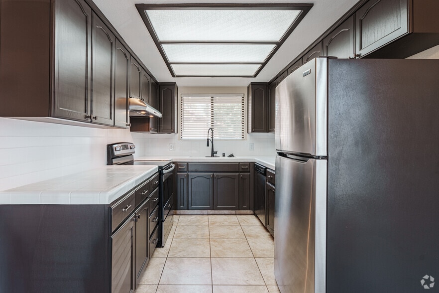 Primary Photo - Remington Arms Apartment Homes