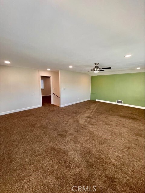 Building Photo - 1666 W Chanticleer Rd