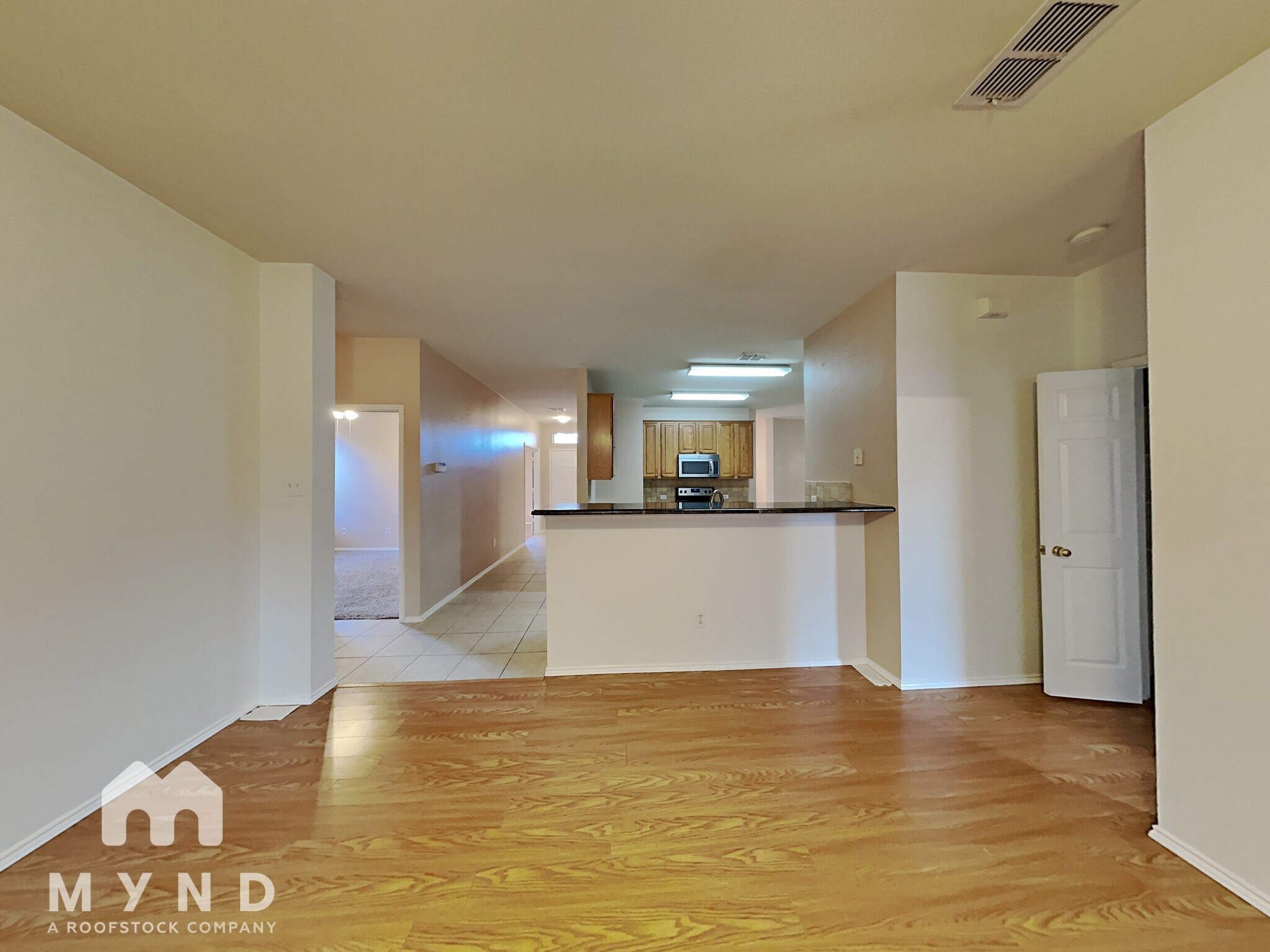 Building Photo - 3125 Paradise Valley Dr