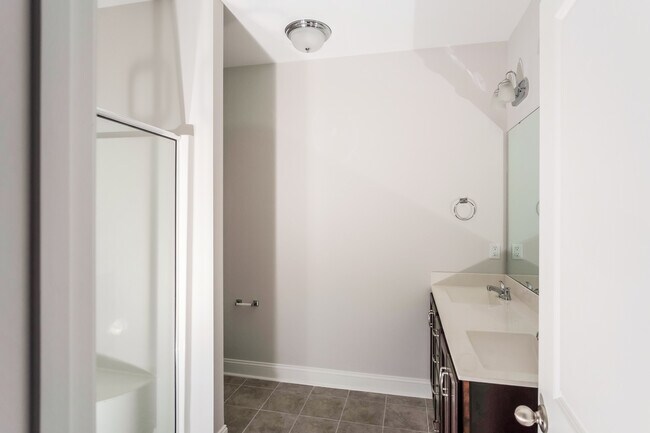 Building Photo - 393 Trevally Ct