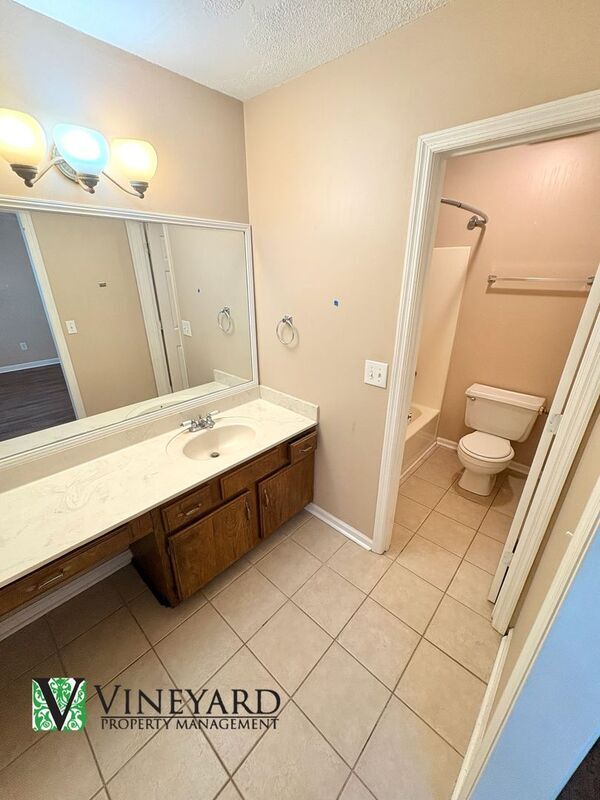 Building Photo - 1065 Sand Wedge Cir