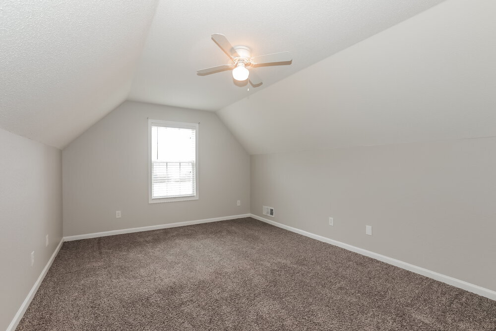 Building Photo - 409 Mazley Dr