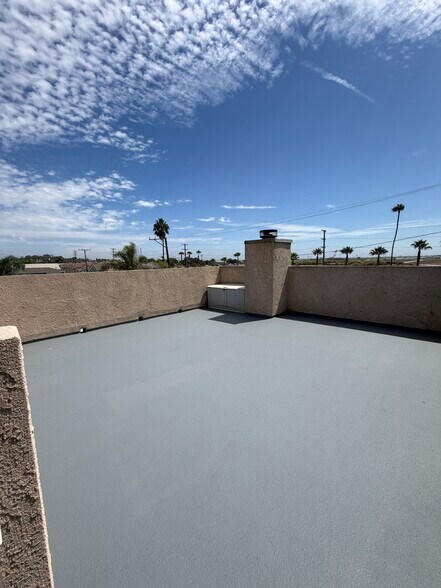 Roof Deck - 256 17th St