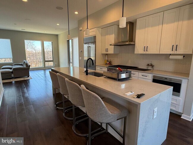 Building Photo - 3119 Pierview Ln