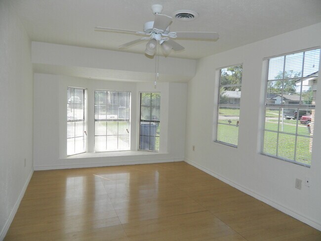 Building Photo - 7826 Overridge Dr