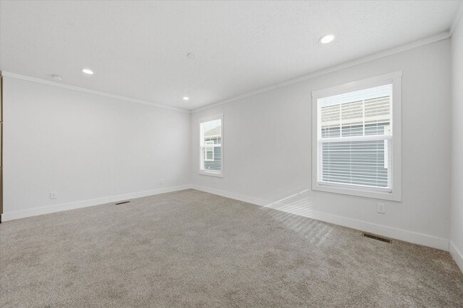 Building Photo - 3 Bed / 2 Bath Home in Hickory FOR RENT Pet Friendly!