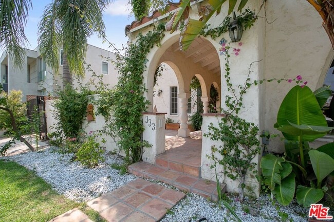 Building Photo - 333 S McCarty Dr