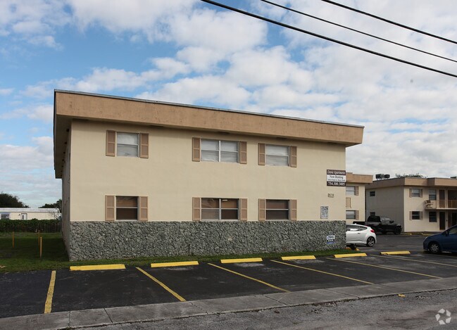 Building Photo - Davie Apartments