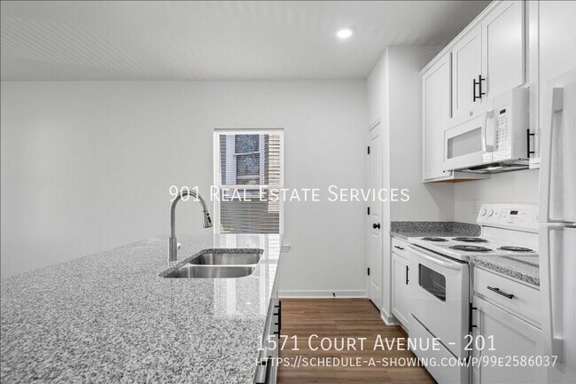 Building Photo - 1571 Court Ave