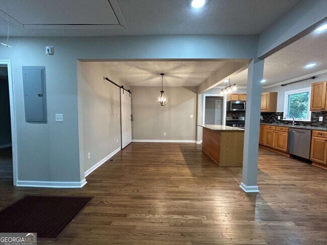 Building Photo - 2981 Lowrance Dr