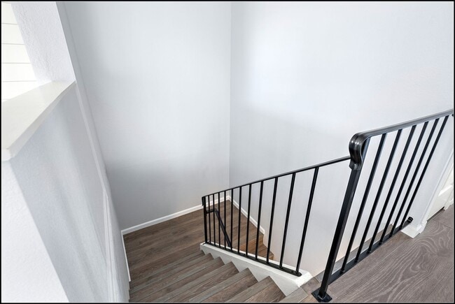 Building Photo - EAST2746