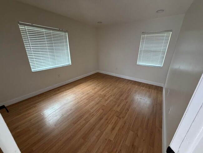Building Photo - 4281 NW 120th Ln