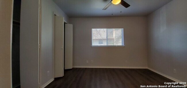 Building Photo - 2-Bed Apartment in the Heart of Universal City