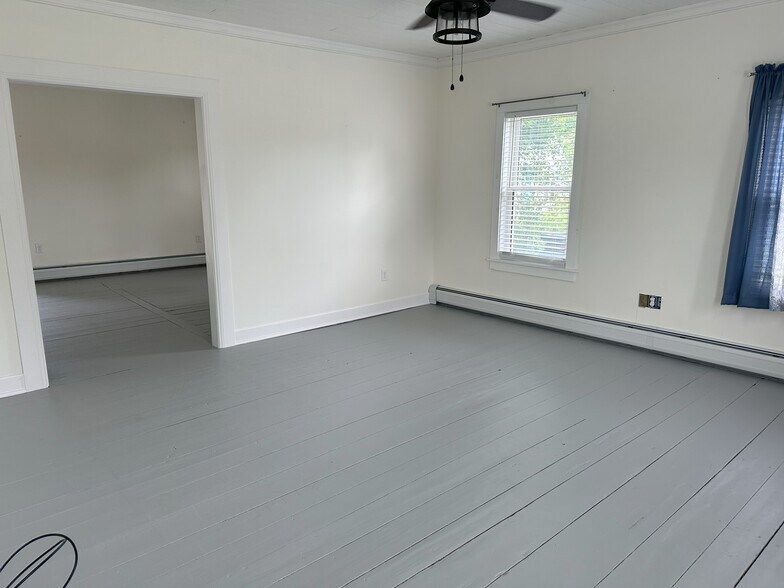 Building Photo - 1148 NH-118