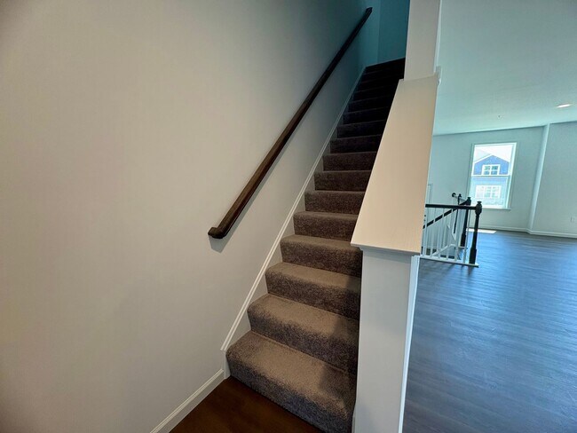 Building Photo - 59 N Conifer Dr