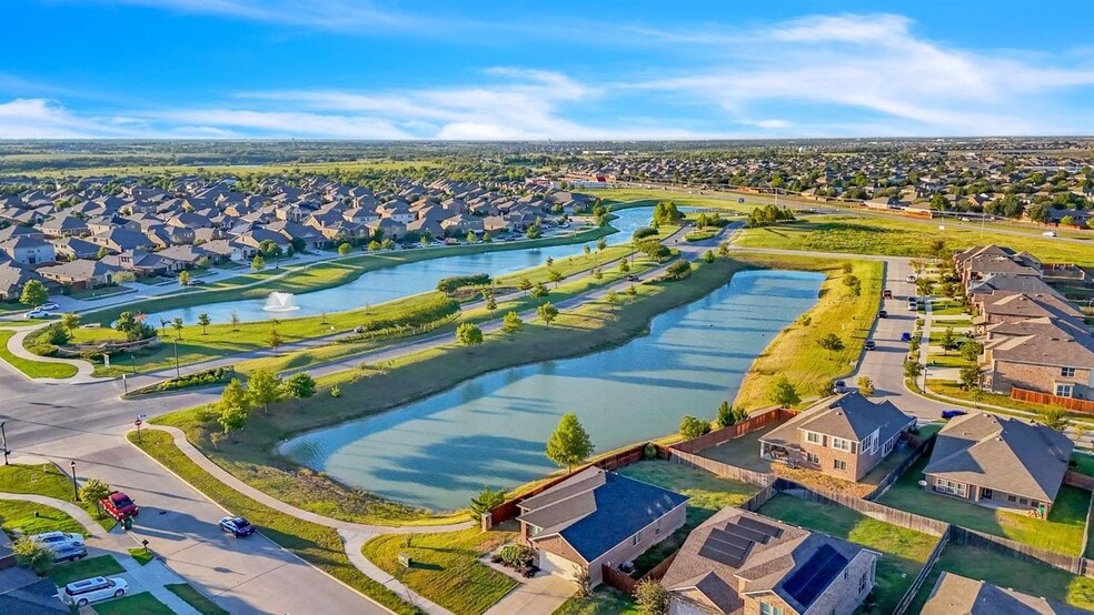 Building Photo - 3220 Sioux Trl