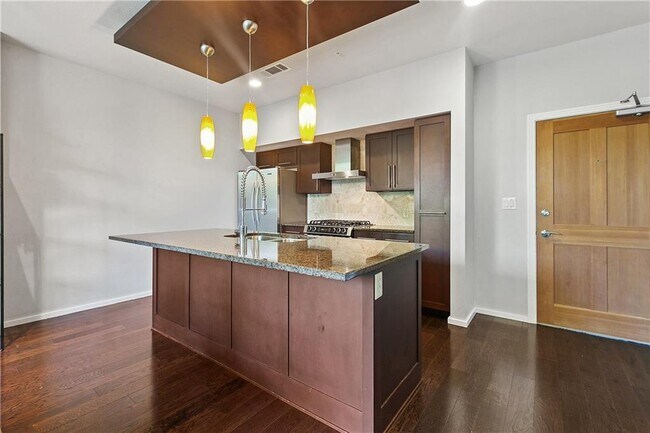Building Photo - 1600 Barton Springs Rd
