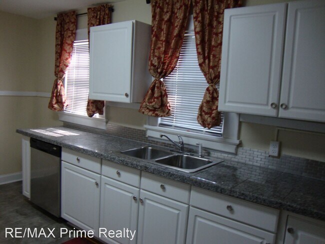 Building Photo - 2 br, 2 bath House - 636 Double Churches Road