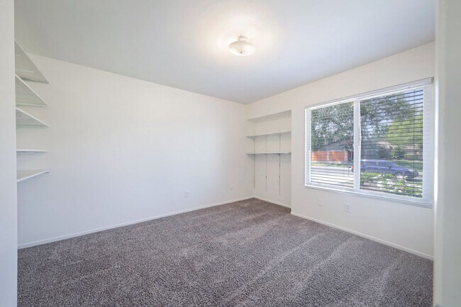Building Photo - 7001 Altaville Ln