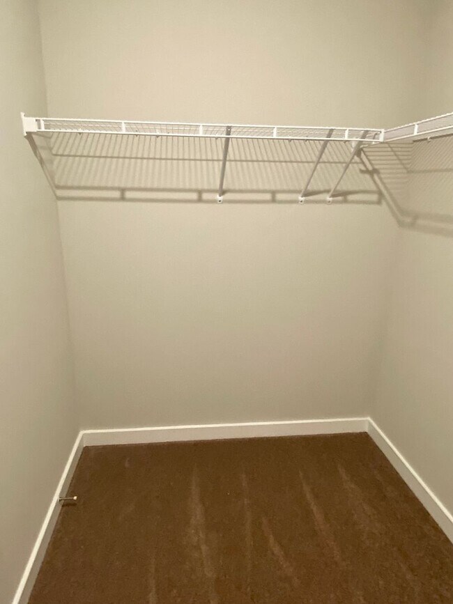 Building Photo - Home for Rent in Weaver AL... Available to View with 48 Hour Notice!!!