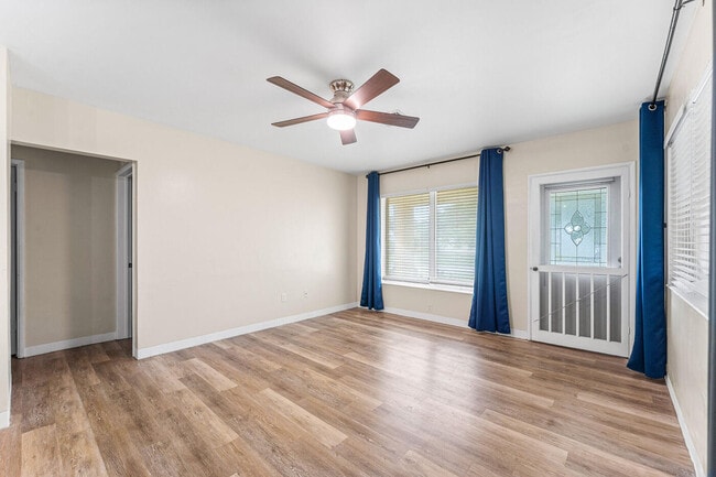 Building Photo - 4780 NE 8th Terrace