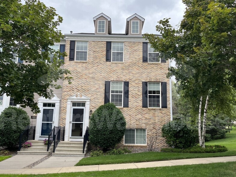 Primary Photo - 9985 Vervain Dr