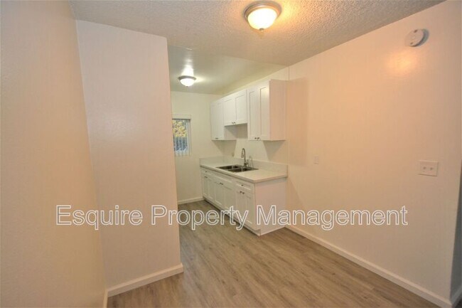 Building Photo - 710 W Channel Islands Blvd