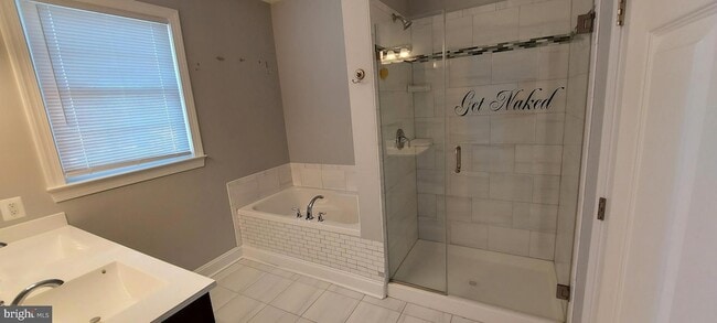 Building Photo - 1056 Rye Dr