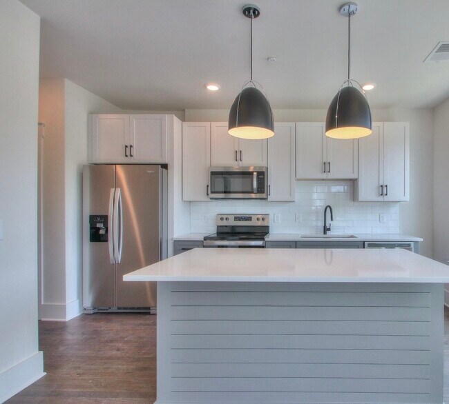 Building Photo - 1507 Porter Rd