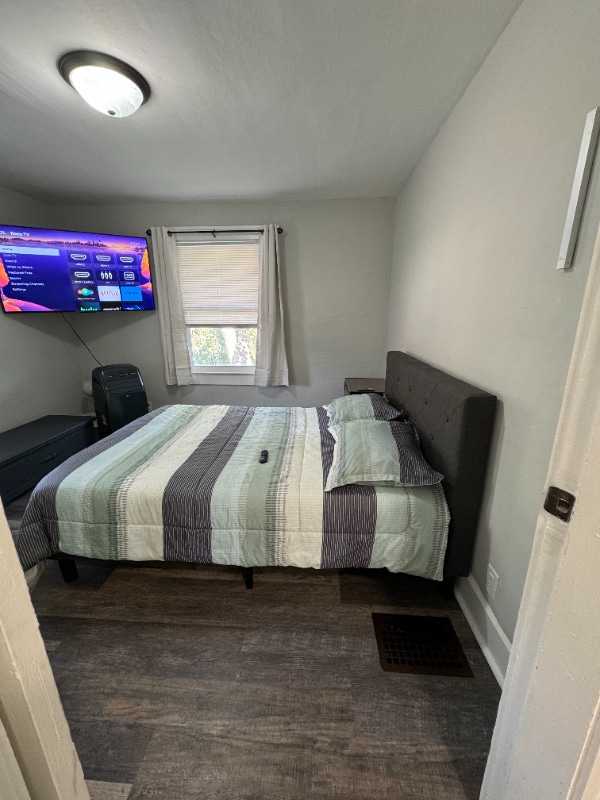 Building Photo - 1230 N Kealing Ave