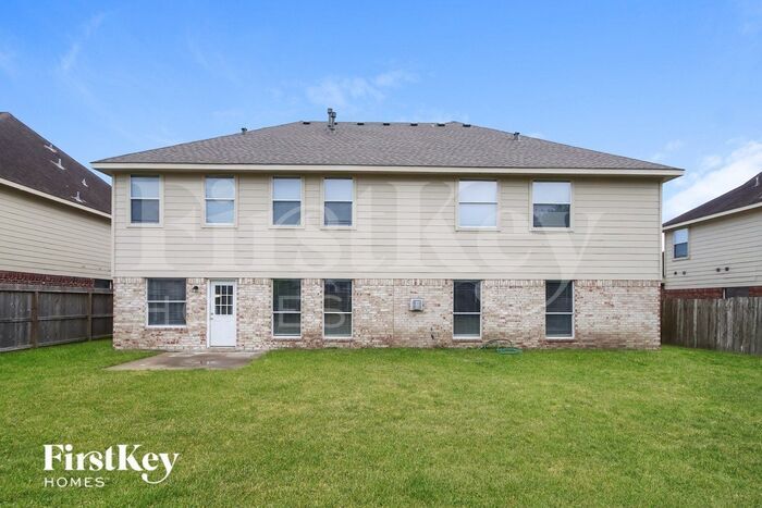 Building Photo - 5007 Dripping Spring Ave