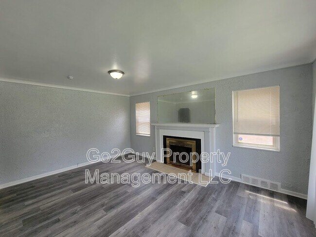 Building Photo - 18644 Forrer St