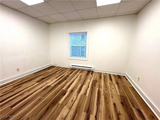 Building Photo - 643 Allegheny St